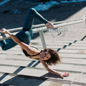 เลกกิ้งเต้นรำพิมพ์ลายเสาเหนียวประสิทธิภาพสูงมอบสไตล์ที่ยืดหยุ่นและมีเอกลักษณ์เฉพาะตัวให้กับผู้ใหญ่ - Product Image 2