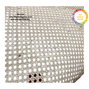 Tressage en rotin à motif hexagonal offrant un attrait esthétique et une polyvalence pour la rénovation d'armoires - Product Image 3