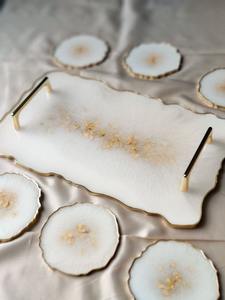 Plateaux en résine pour présentations culinaires ajoutant une touche élégante à la présentation des desserts et au service des boissons - Product Image 5