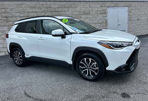 Toyota Corolla Cross Hybrid S 2.0L certifiée 2024, acier inoxydable, essence/électrique, automatique, transmission intégrale - Product Image 2