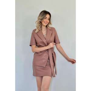 Ensemble veste et jupe en cuir rose poudré pour femmes, vente en gros - Product Image 3