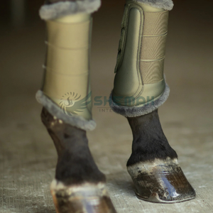 Botas de cepillado para equitación diseñadas para la comodidad Absorción de golpes Protección de tendones y fetlock Hecho en Pakistán para - Product Image 5