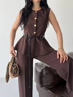 Ensemble tailleur femme élégant et écologique en laine/nylon marron à motif floral, coupe classique, manches courtes, boutonnage intégral