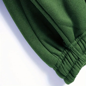 Vente en gros de survêtements cargo pour hommes de couleur verte pull à manches longues avec cordon de serrage élastique déchets Pent Cargo survêtement pour l'hiver - Product Image 6