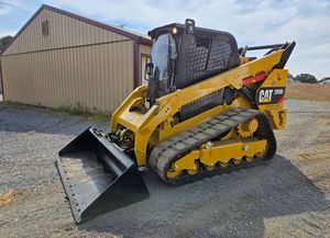 Cargadora Compacta CATERPILLAR 299D2 con Cabina EROPS, Calefacción y Aire Acondicionado, Pantalla Avanzada con Cámara, Sistema Hidráulico Auxiliar de Alto Flujo - Product Image 6