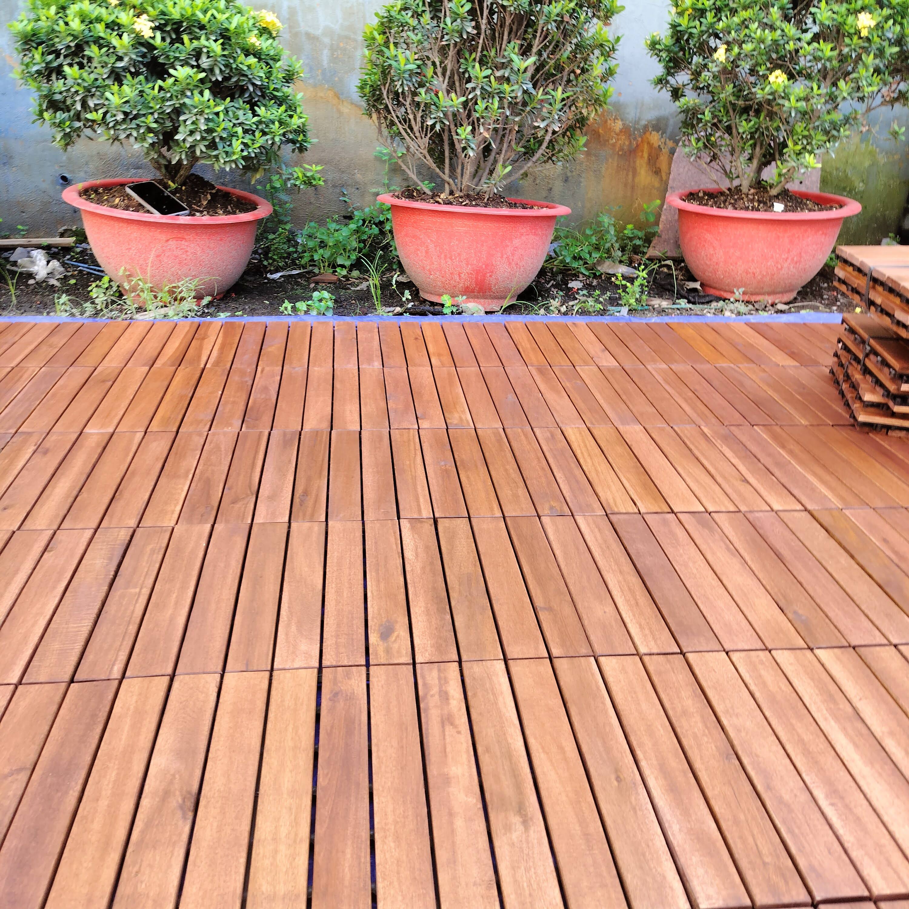 สีน้ำตาล