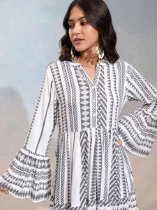 Vestido corto indio hecho a mano de algodón con estampado floral para mujer, vestido de fiesta elegante, regalo de novia personalizado para ella en venta - Product Image 5