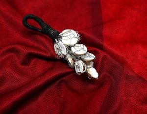 Compre hilo azul de selenita curativa hecho a mano natural en línea para colgar adornos colgantes para el hogar y la puerta de Agate Mart - Product Image 2