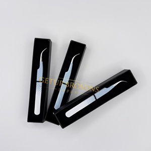 GETUP BROSONS IMPEX แหนบดึงขนตา สแตนเลสสตีล เคลือบสีฟ้าอ่อน/ขาวแบบผงละเอียด ดีไซน์รูปหัวใจ ป้องกันไฟฟ้าสถิต - Product Image 2