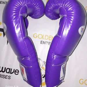 Guantes de Boxeo Profesionales Winning Auténticos y Nuevos con Cordones, Color Azul Marino/Plateado, con Logotipo Personalizado - Product Image 5