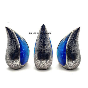 Pots en métal pour cendres personnalisées pour adultes Urnes en métal à texture martelée de qualité supérieure Urnes commémoratives en métal pour adultes - Product Image 3