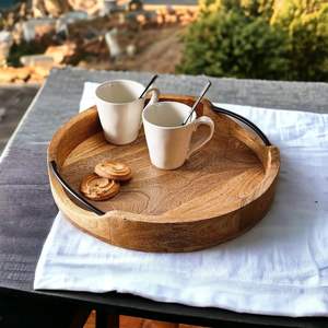 Plateau en bois dernier produit plateau rond en bois d'acacia avec poignée en métal cadeaux personnalisés en gros plateau de service fait main vente supérieure - Product Image 5
