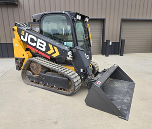 รถตักล้อยาง JCB 2TS-7T รุ่นดั้งเดิม เครื่องจักรสำหรับงานวิศวกรรมและก่อสร้าง - Product Image 1