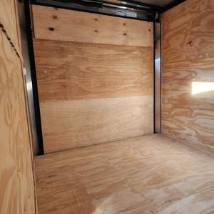 รถพ่วงบรรทุกสินค้า 7K ดีไซน์ทันสมัย ปี 2024 ขนาด 6x12 ฟุต ผลิตจากเหล็กคุณภาพสูง พร้อมความสูงพิเศษและชุดอุปกรณ์ Blackout - Product Image 5