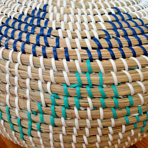 Jarrón tejido de algas marinas, jarrón decorativo hecho en Vietnam, material ecológico para decoración del hogar y decoración de vajilla, venta al por mayor - Product Image 3