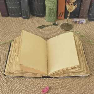Diario de Cuero de Halloween, Grimorio de Calabazas de Casa Encantada, Libro de Hechizos Gótico, Diario Otoñal de Bruja, Regalo Vintage de Halloween - Product Image 4