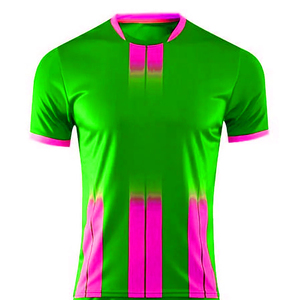 Kit de fútbol personalizado de 100% poliéster, tela suave y ligera, camiseta de sublimación completa cómoda para hombres y mujeres - Product Image 4