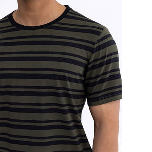 Venta al por mayor de dos tonos de rayas horizontales Camiseta de cuello redondeado de gran tamaño para hombre Tops - Product Image 3