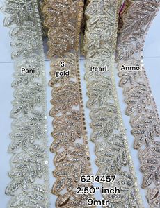 Ribete y Adornos de Lujo Hechos a Mano con Cuentas, Crochet y Lentejuelas, Tradicionales y Ecológicos para Ropa y Decoración del Hogar - Product Image 5