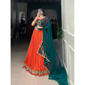 Elegante Chanderi Silk Bollywood Lehenga Choli para mujer para fiesta de verano e invierno al por mayor a granel de FashionHarbour - Product Image 2