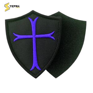 Los mejores parches de bordado personalizados de tela, recién llegados, decoraciones deportivas con forma de flor de corazón para ropa, sombrero de fieltro, hierro de PVC - Product Image 6
