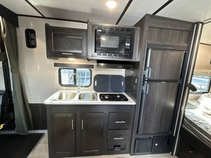 Fournisseur de caravanes d'occasion 2020 Fo rest River XLR HYPER LITE 2815 à vendre - Product Image 4