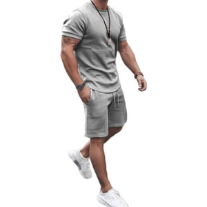 Ensemble de shorts d'été à impact élevé pour hommes, fabriqué sur mesure avec fermeture à la taille élastique de conception OEM, t-shirt short lavable à motif solide - Product Image 2