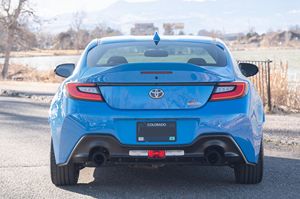 2023 para Toyota GR86 Premium AWD Clean Bastante usado Caja de cambios automática Motor Turbo 4L Capacidad Asientos de cuero Interior oscuro R17 - Product Image 3