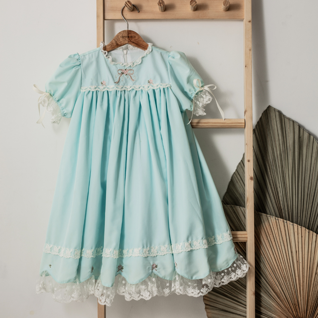 สีเขียว