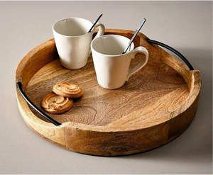 Plateau de service rond en bois finition naturelle - Product Image 1