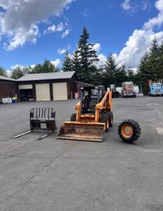 2005 pour Case 60XT Skid Steer Loader avec 770 heures d'origine Chargeuse sur pneus Godet Fourches Moteur Core Performance fiable - Product Image 5