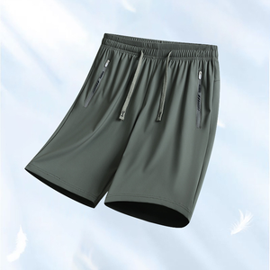 Pantalones cortos deportivos de secado rápido de seda helada para hombre de verano ligeros estilo informal con función de secado rápido - Product Image 1