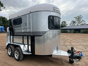 Remolque equino de aluminio Icon 2 Horse Straight Load, 2950 kg, 2HSL-S RN, tamaños de 5 pies/14 pies/16 pies/20 pies - Product Image 2
