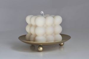 Bougies en métal aluminium faites à la main avec finition dorée - Product Image 4