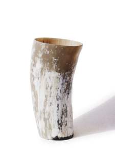 Vente en gros de verre en corne naturelle sculptée à la main pour le vin, la bière, l'eau, le restaurant et l'hôtel. - Product Image 4