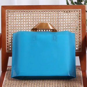 Válvula de bolsas con mango Flexiloop de PE reciclable, promocional personalizable para exposición de supermercados, modelo de marca LIANYOU 2017 - Product Image 5