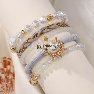 Bracelets en résine Tradebyd Bijoux légers et élégants faits à la main, parfaits pour les fêtes et les utilisations quotidiennes - Product Image 4