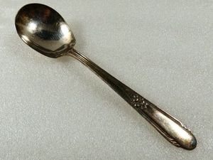 Cuillère à couverts design en acier inoxydable, élégance moderne pour banquets et occasions spéciales, couverts artisanaux à meilleur usage - Product Image 3