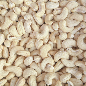 Prix des noix de cajou de haute qualité dans le monde entier, noix de cajou brutes biologiques sans coquille A180 Santigo Vietnam, emballage personnalisé - Product Image 1