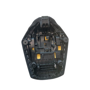 Siège passager Yamaha Niken Sport en plastique et cuir, état d'occasion - Product Image 2