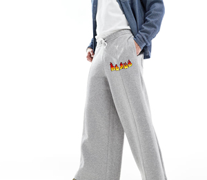 Pantalon de survêtement gris pour homme, taille élastique avec cordon de serrage, imprimé logo flamme, en coton, pour l'automne - Product Image 4