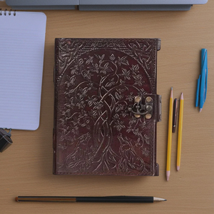 Nuevo diario de cuero hecho a mano en relieve con viaje de estrellas y Diario de lobo doble con cerradura antigua para álbum de recortes de artista en 2025 - Product Image 4