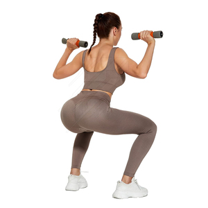Ensemble de vêtements de sport pour femmes, personnalisé, réversible, respirant, 2 pièces, taille plus, yoga, jogging, fitness, survêtement, motif uni coloré - Product Image 4