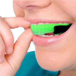 Vente directe d'usine Football américain Protège-dents Sécurité Vêtements d'entraînement - Product Image 5