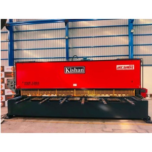 Cisaille hydraulique industrielle dotée d'un panneau de commande avancé et de protections de sécurité pour une coupe précise et sûre du métal à vendre - Product Image 2