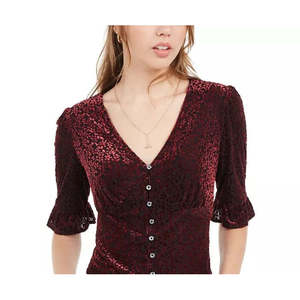 Top in Velluto Rosso Effetto Bruciato per Ragazzi American Rag, Taglia Media, Stile Vintage con Decorazione a Bottoni per Feste - Product Image 2