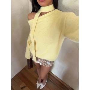 Cardigan décontracté d'hiver pour femme avec appliques brodées, dentelle et col à nœud - Product Image 5