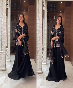 1. Vestido de crepé de temporada más elegido con Secuencia de trabajo, última ropa de novia, Lehenga neto con Dori Work Salwar Kameez Set - Product Image 6