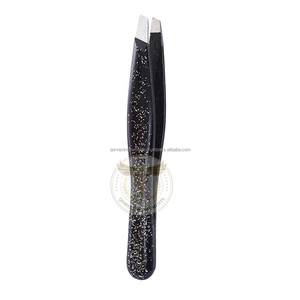 Pinzas para Cejas de Acero Inoxidable de Marca Privada al por Mayor, Pinzas para Cejas Inclinadas en Negro y Dorado - Product Image 6