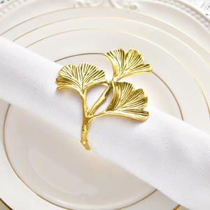 Vente en gros de ronds de serviette élégants finis en métal de créateur pour la décoration de table à la maison et les cadeaux de mariage - Product Image 4